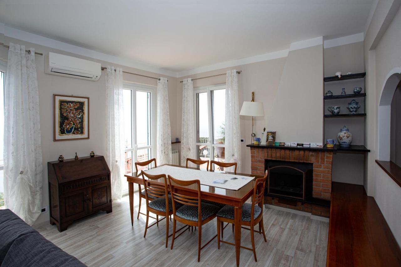Villa Gio - Terrazza Nel Blu Bergeggi Kültér fotó