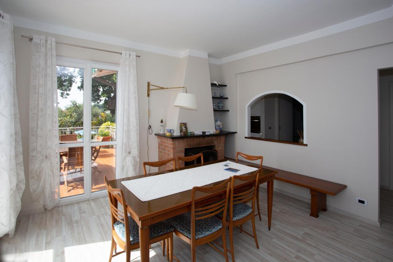 Villa Gio - Terrazza Nel Blu Bergeggi Kültér fotó