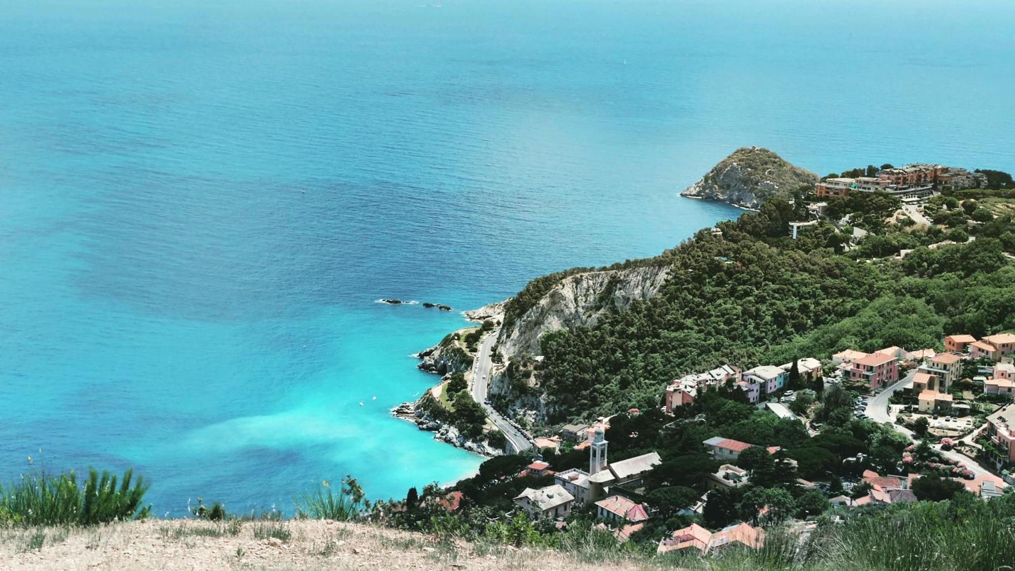 Villa Gio - Terrazza Nel Blu Bergeggi Kültér fotó